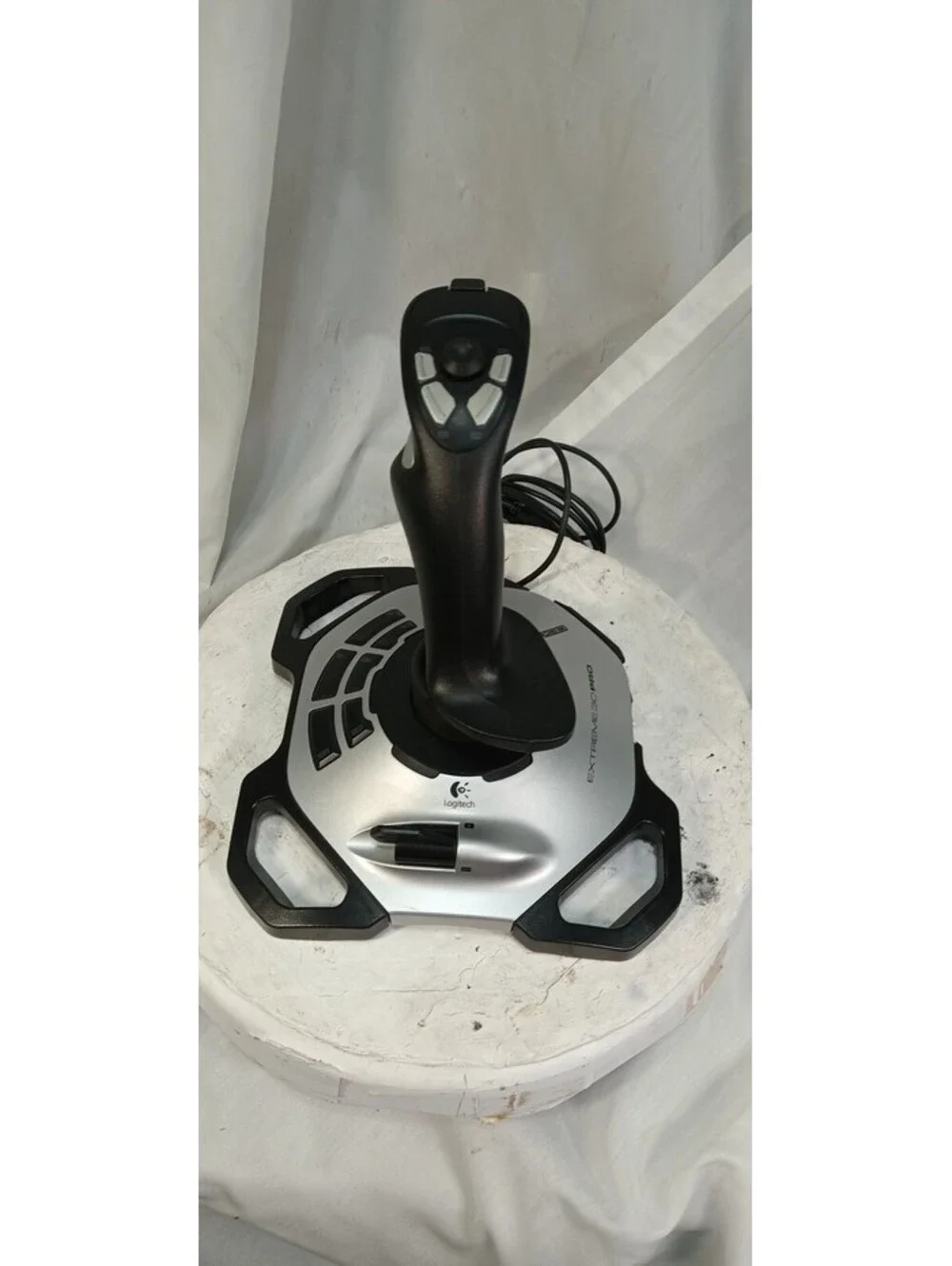 Logitech Extreme 3D Pro USB Flight Joystick 12-Button Twist Rudder PC Tested